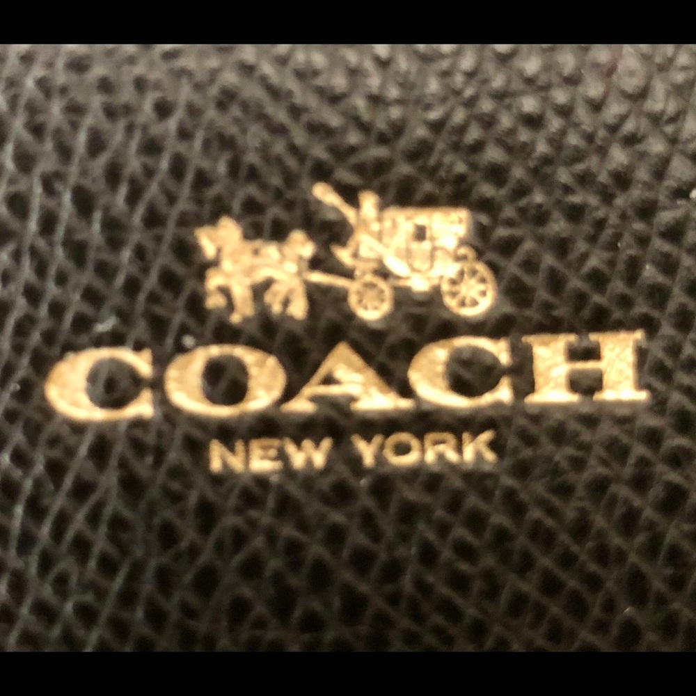 🎉HOST PICK🎉Coach Wristlet - Picture 3 of 14
